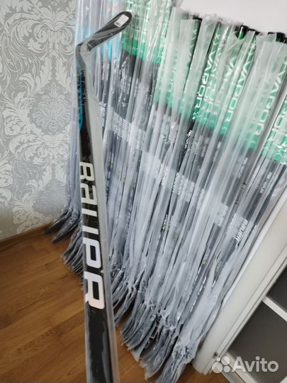 Клюшка хоккейная Bauer Nexus Sync правый хват
