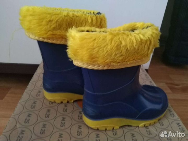 Резиновые сапоги