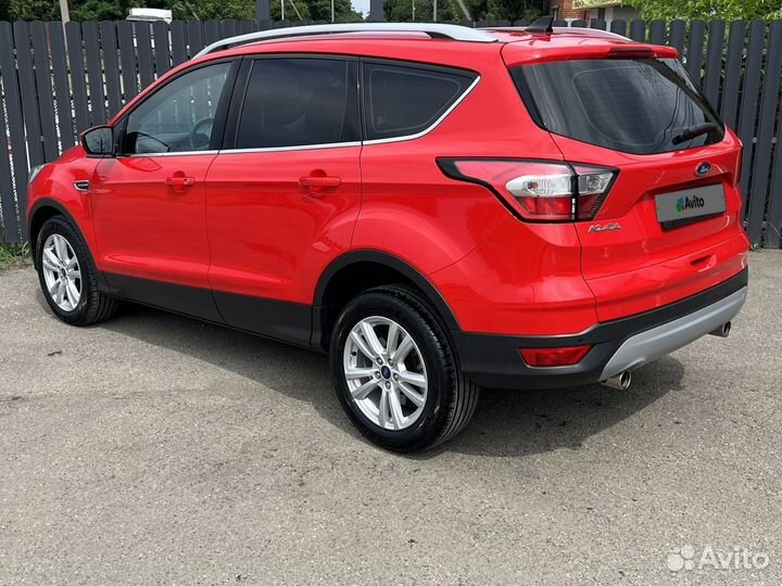 Ford Kuga 2.5 AT, 2017, 73 240 км