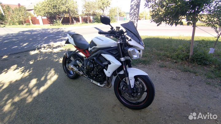 Triumph street triple 675R