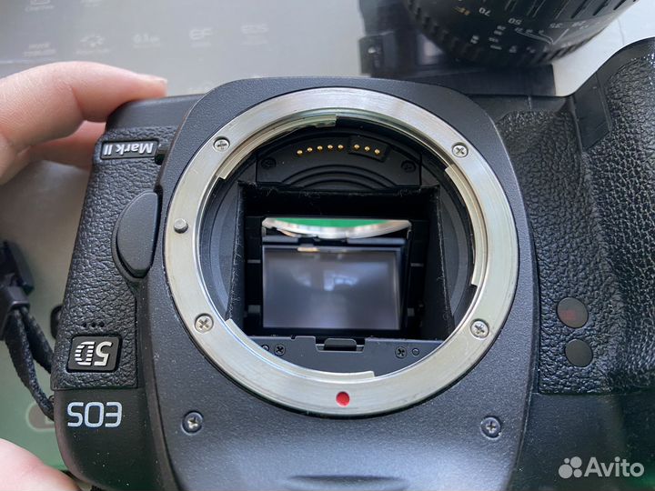 Камера Canon 5D Mark II