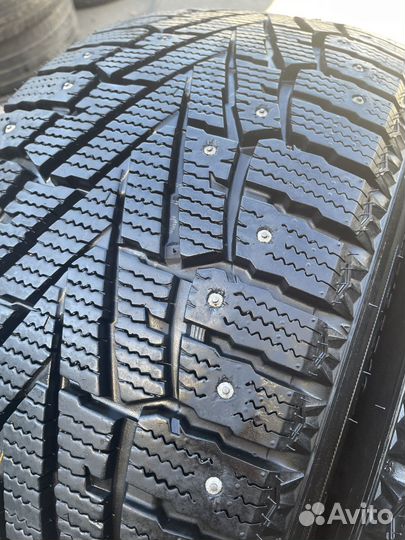 Roadstone Winguard WinSpike SUV 255/55 R18