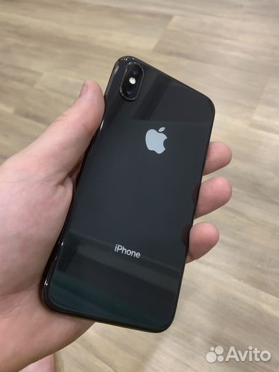 iPhone X