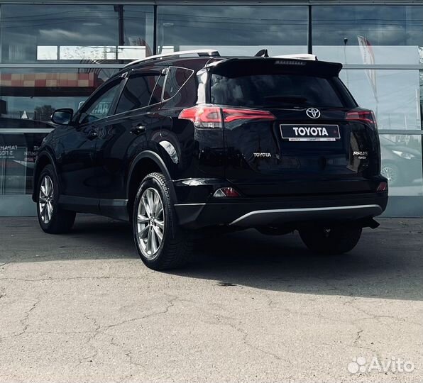 Toyota RAV4 2.5 AT, 2018, 225 595 км