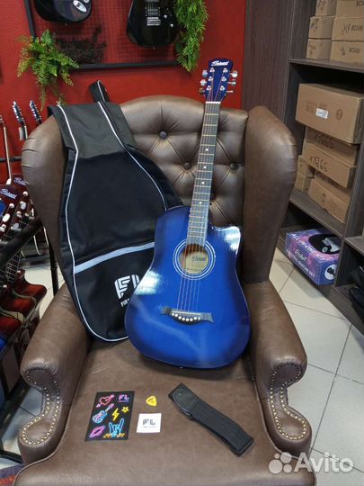 Акустическая гитара набор гитара+чехол+аксессуары