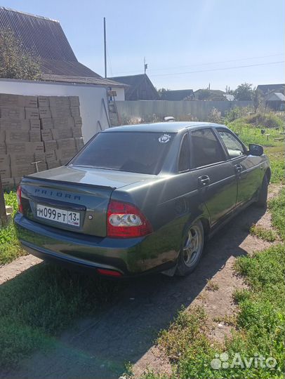 LADA priora седан