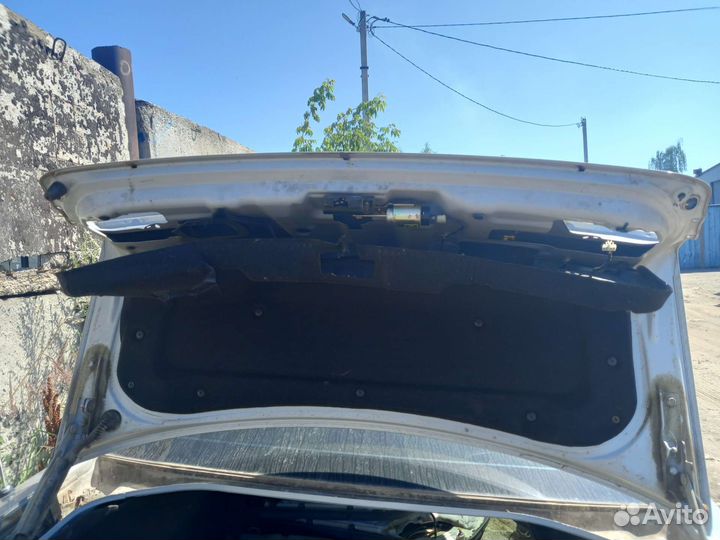 Кия маджентикс