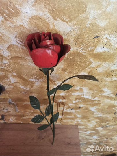 Кованая роза