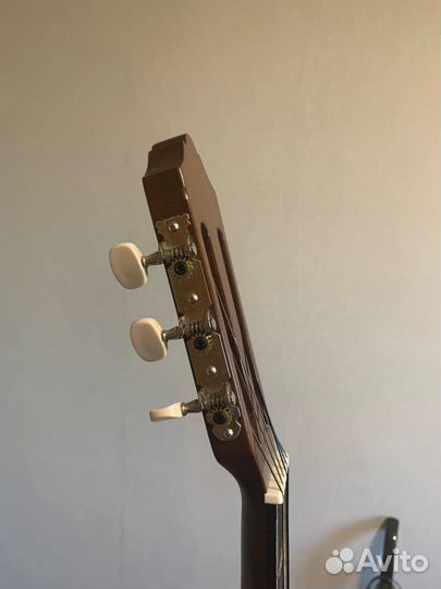 Гитара yamaha c40