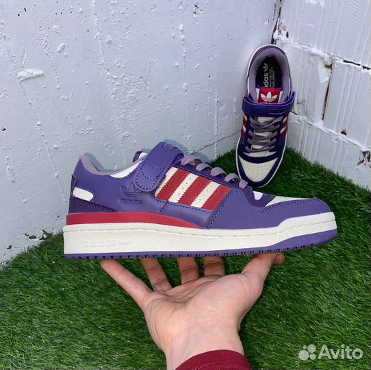 Кроссовки adidas