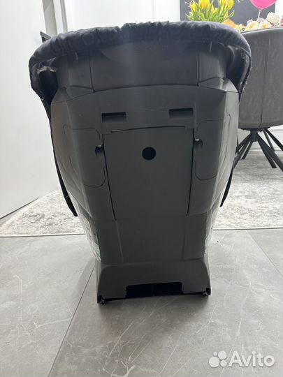 Автокресло Britax romer safefix 9-18