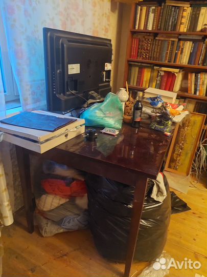 Стол лакированный раздвижной СССР