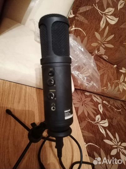 Микрофон новый