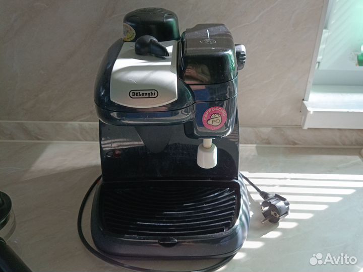 Кофеварка рожковая delonghi EC 9