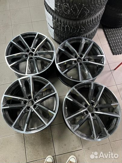Оригинальные диски audi s8