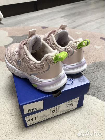 Кроссовки для девочки 26 размер