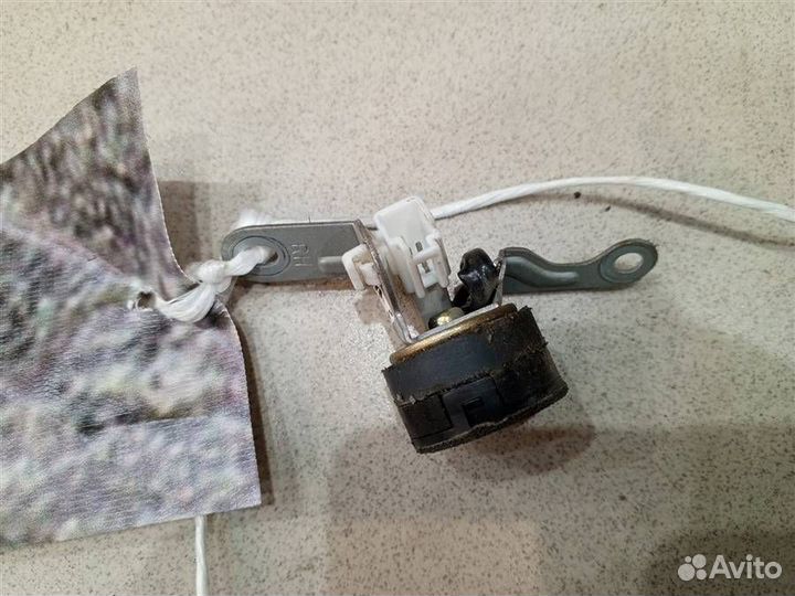 Динамик высокочастотный передний правый Mitsubish