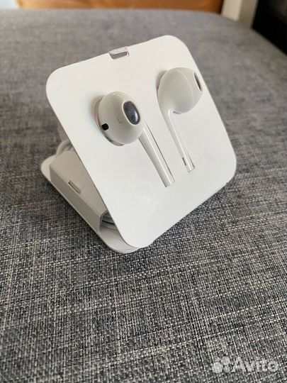 Проводные наушники для iPhone