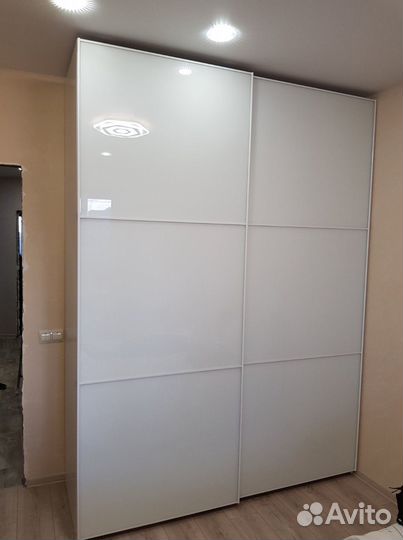 Шкаф распашной