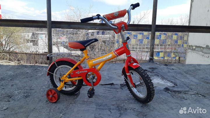 Детский велосипед