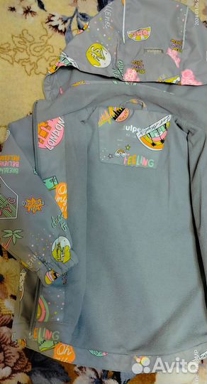 Ветровка для девочки