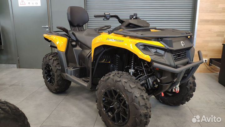 Квадроцикл Can-am Outlander MAX 700 XT 2024