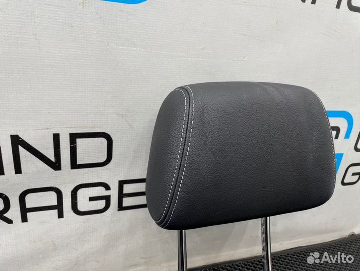 Подголовник передний Bmw X3 F25 N52B30A 3.0 2011