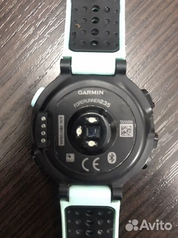 Часы Garmin forerunner 235