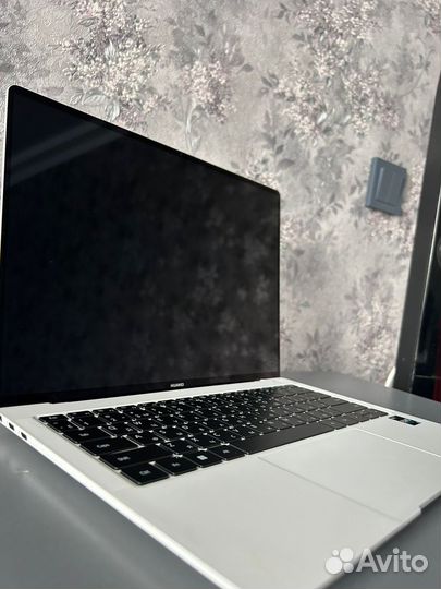 Huawei MateBook x pro i7 1360