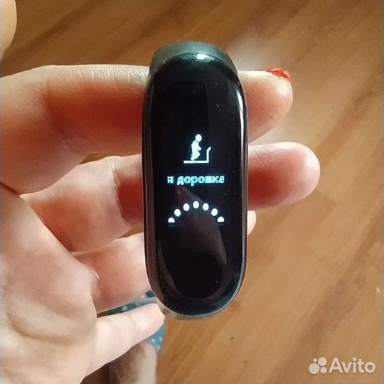 Фитнес браслет mi