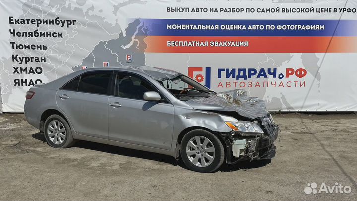 Дверь передняя левая Toyota Camry (XV40) 67002-33160