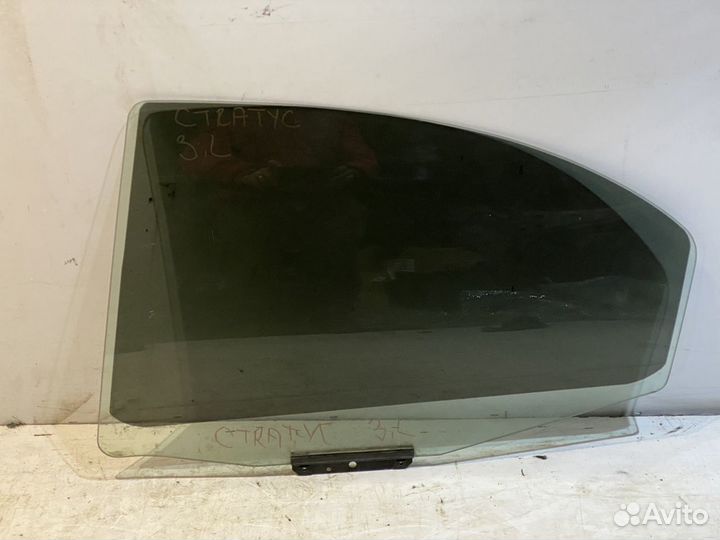 Dodge stratus 2 Заднее левое стекло