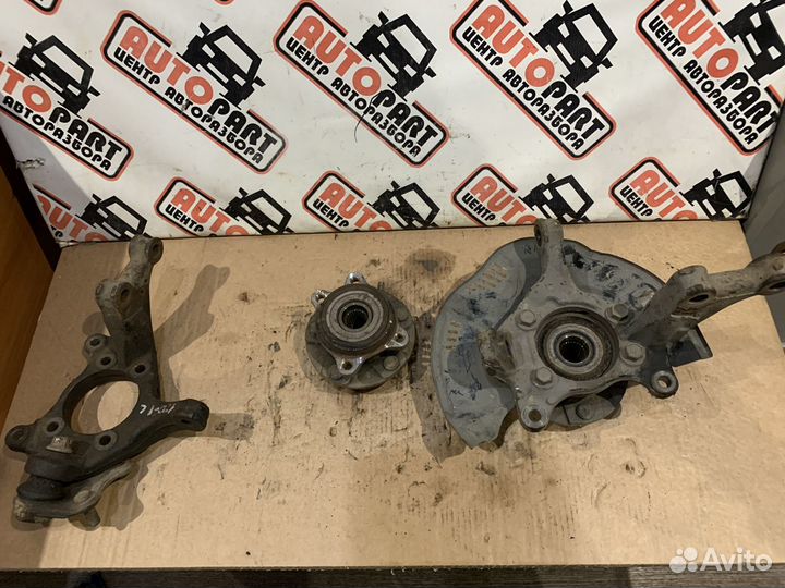 Кулак поворотный передний Toyota Corolla 150