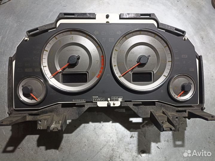 Щиток приборов infiniti FX