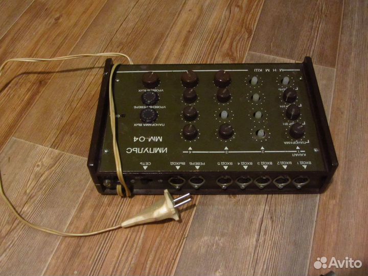 Микшер Импульс мм-04, 4 канала регулируемых + 1нет