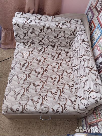 Мини диванчик