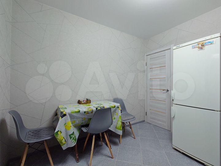 3-к. квартира, 74,4 м², 1/9 эт.