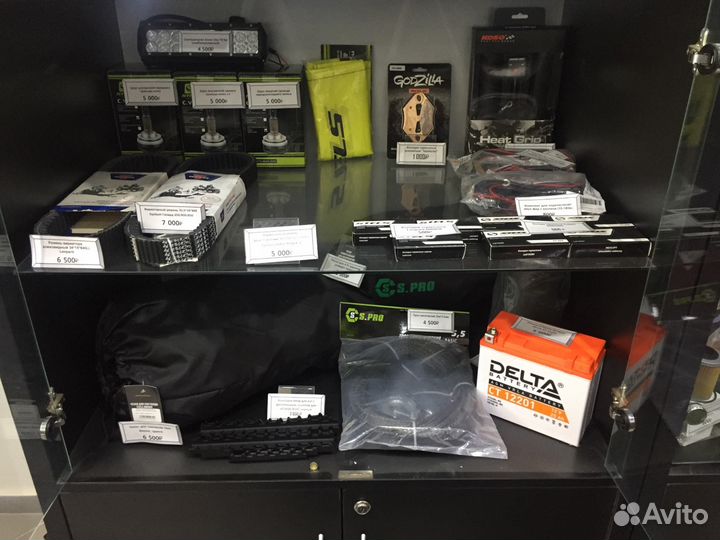 Запчасти, Аксессуары для квадроциклов и снегоходов