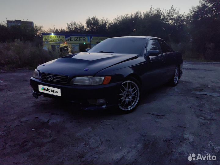 Toyota Mark II 2.5 AT, 1993, 300 000 км