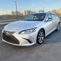 Lexus ES 3.5 AT, 2019, 55 000 км, с пробегом, цена 4 150 000 руб.