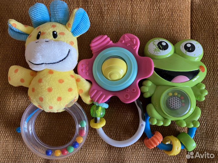Игрушки пакетом 0 - 6 мес