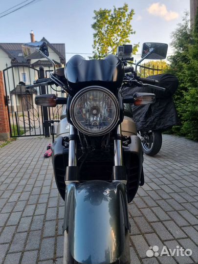 Honda X11 CB1100 super four