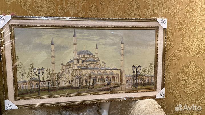 Картина из гобелена