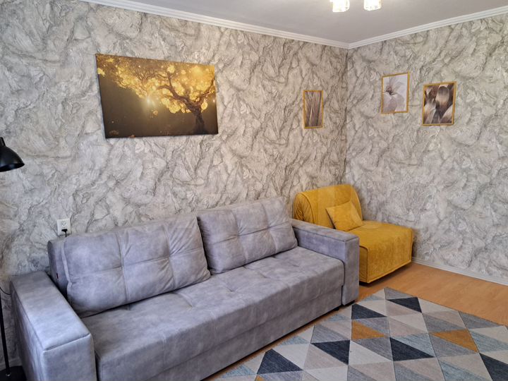 2-к. квартира, 47 м², 1/5 эт.