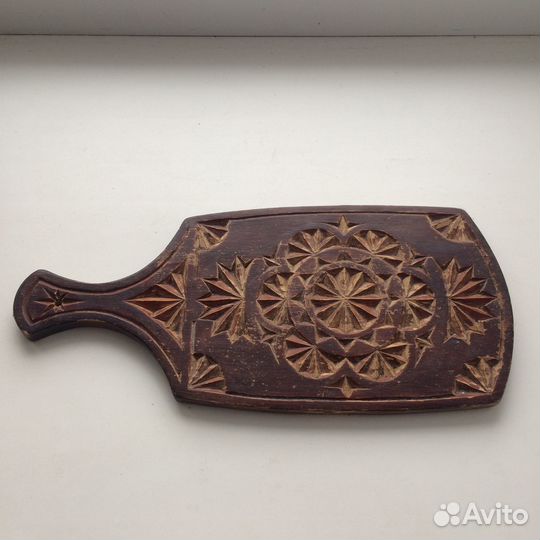 Доска разделочная резная