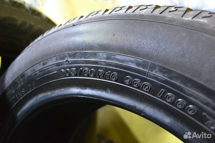 Yokohama Ice Guard IG60 205/60 R16