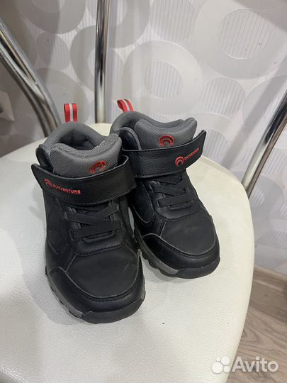 Продам кроссовки