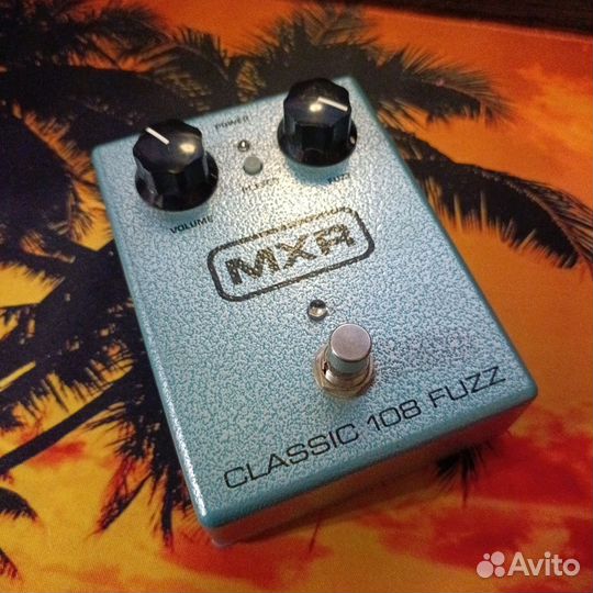 Гитарный эффект MXR Fuzz