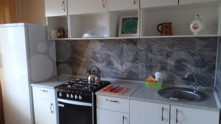 2-к. квартира, 67 м², 2/5 эт.