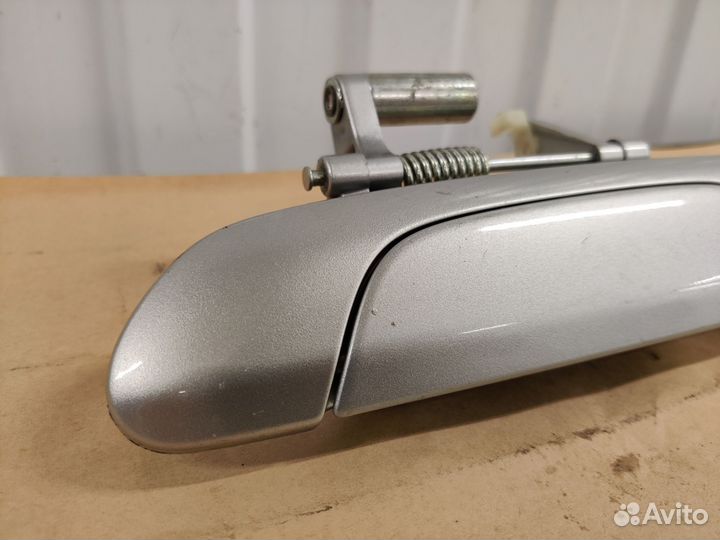 Передняя левая ручка двери Honda Jazz GD